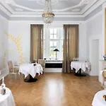 Muenchhausen Otel 5*