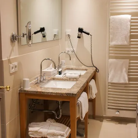 Muenchhausen 5* Эрцен