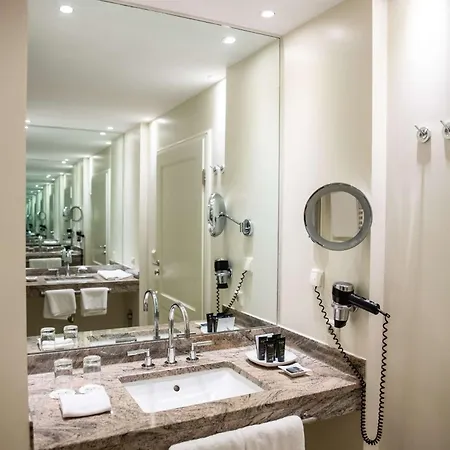 מלון Muenchhausen 5*