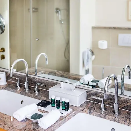 Muenchhausen מלון איירזן