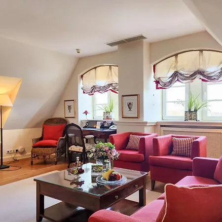 Muenchhausen Hotel 5*