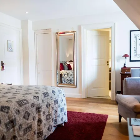 Hotel Muenchhausen 5*