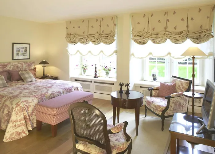 Hotel Muenchhausen 5*